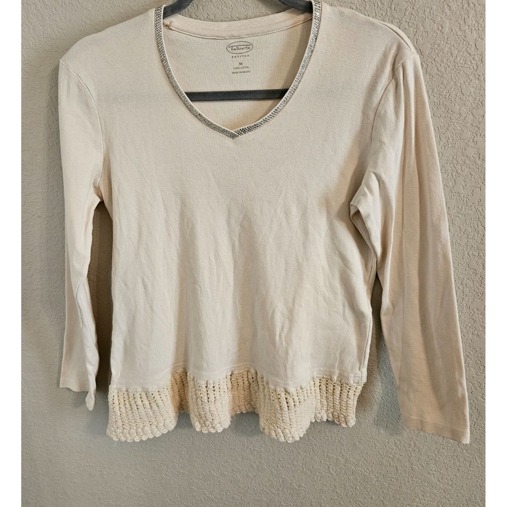 Talbot Woman Size MP Cotton V Neck Tee Silver Trim Neck Crochet Hem Ivory Boho